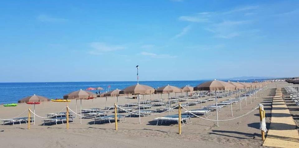 Campeggio Del Forte Marina Di Bibbona Exterior foto