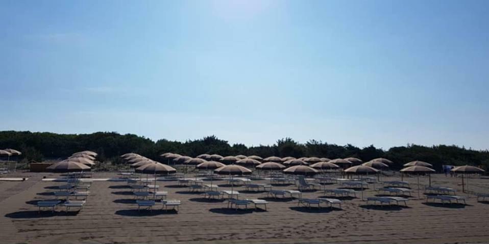 Campeggio Del Forte Marina Di Bibbona Exterior foto